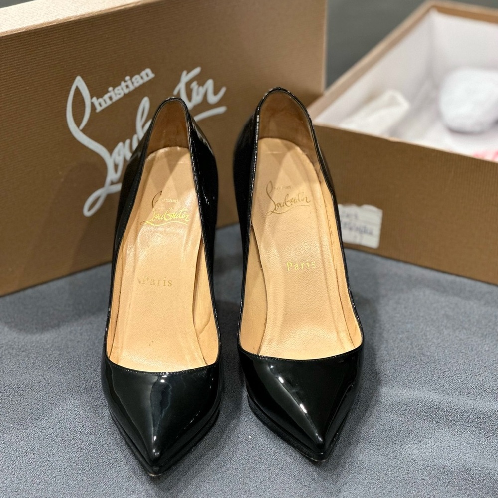 Christian Louboutin Pigalle Pumps